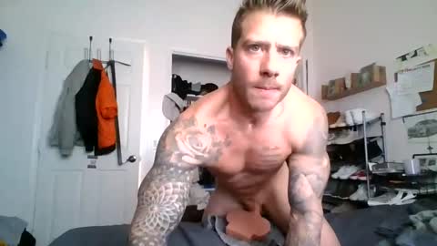 Snapshot of lacrioxcum18 chatting on 25, 2, 2025 lacrioxcum18 online show from 25, 2, 2025