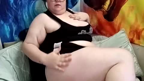 lacy_deville online show from 12, 4, 2026