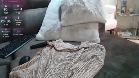 Mia online show from 16, 9, 2025