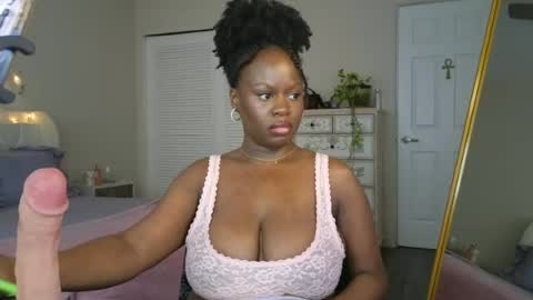Snapshot of ladiosa_selene chatting on 18, 7, 2026 La Diosa Selene online show from 18, 7, 2026