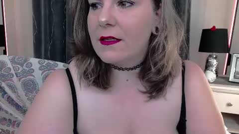 Snapshot of lady_2xl chatting on 10, 7, 2026 Lucy online show from 10, 7, 2026
