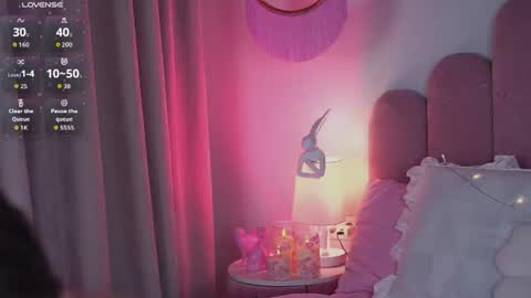 Snapshot of lady_alibi chatting on 28, 7, 2026 AliCooper online show from 28, 7, 2026