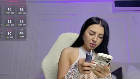 Snapshot of lady_charm__ chatting on 28, 5, 2026 Mira online show from 28, 5, 2026