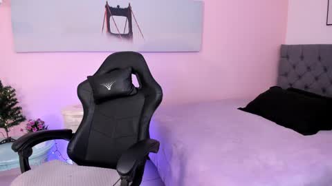 Snapshot of lady_danbury chatting on 21, 2, 2025 Karla - Instagram lady karla1 online show from 21, 2, 2025