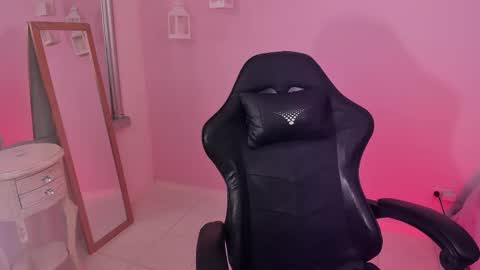 Snapshot of lady_danbury chatting on 6, 3, 2025 Karla - Instagram lady karla1 online show from 6, 3, 2025