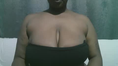 lady_dearra online show from 3, 10, 2025