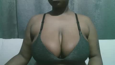 lady_dearra online show from 10, 10, 2025