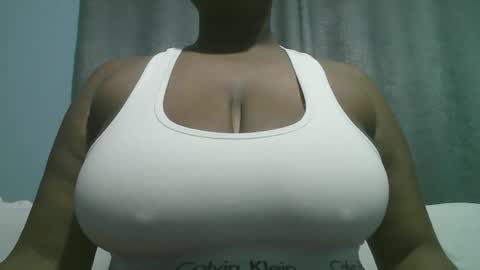 lady_dearra online show from 21, 10, 2025