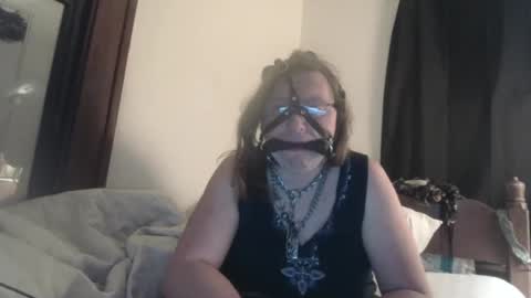 Delilah-Catherine online show from 5, 1, 2025