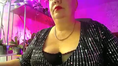 Lady Gloria online show from 28, 12, 2024