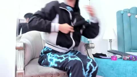 Lady godss online show from 9, 1, 2025