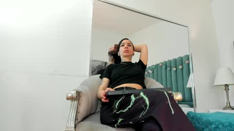 Lady godss online show from 12, 1, 2025