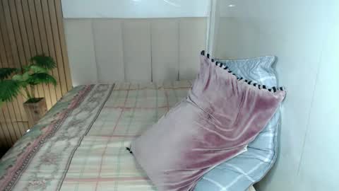   online show from 22, 3, 2026