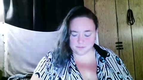 Lady Lynns Shadow online show from 29, 11, 2025