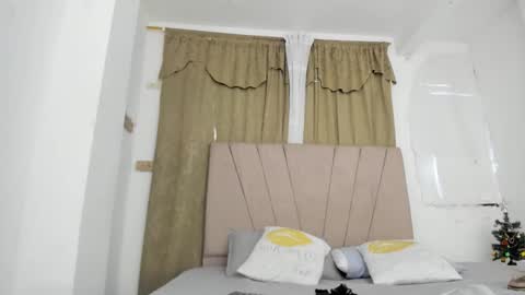 lady_miss___ online show from 3, 12, 2025