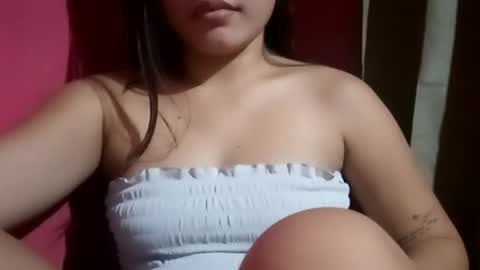 Snapshot of lady_rose19 chatting on 5, 3, 2026 kitty online show from 5, 3, 2026