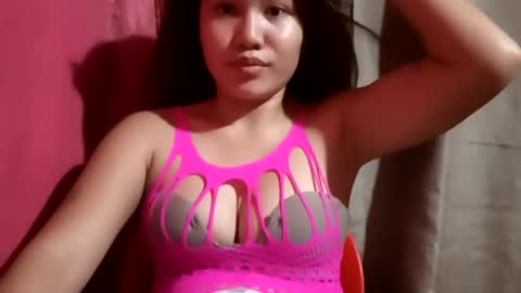 Snapshot of lady_rose19 chatting on 13, 7, 2026 kitty online show from 13, 7, 2026