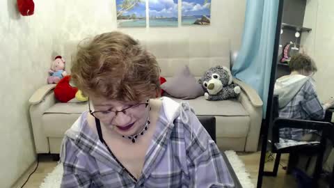 Snapshot of lady_sexy_di chatting on 19, 4, 2026 Diana online show from 19, 4, 2026