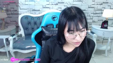 Snapshot of lady_violet_bridgerton_a chatting on 24, 12, 2024 Lady Violet Bridgerton online show from 24, 12, 2024