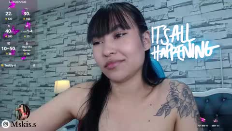 Snapshot of lady_violet_bridgerton_a chatting on 9, 3, 2025 Lady Violet Bridgerton online show from 9, 3, 2025
