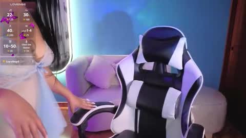Snapshot of lady_violet_bridgerton_a chatting on 22, 9, 2025 Lady Violet Bridgerton online show from 22, 9, 2025