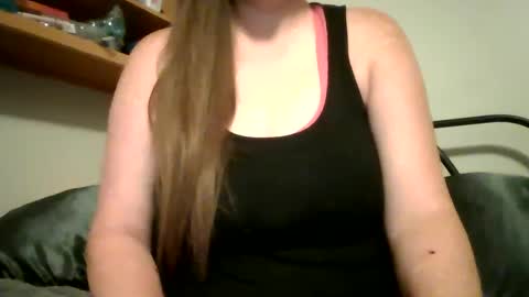 Snapshot of ladyarsenic chatting on 21, 9, 2025 Just at the office alone with my boobs out online show from 21, 9, 2025