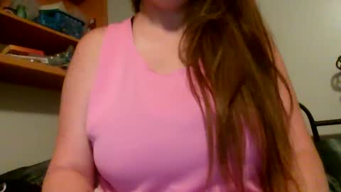 Snapshot of ladyarsenic chatting on 30, 9, 2025 Just at the office alone with my boobs out online show from 30, 9, 2025