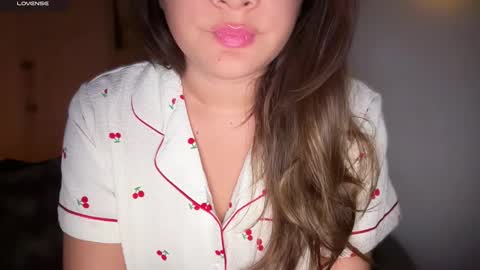 Snapshot of ladybird21 chatting on 25, 2, 2026 Aria online show from 25, 2, 2026