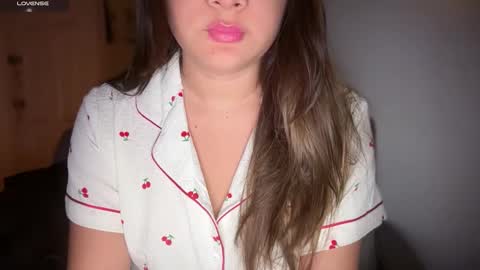 Snapshot of ladybird21 chatting on 9, 3, 2026 Aria online show from 9, 3, 2026