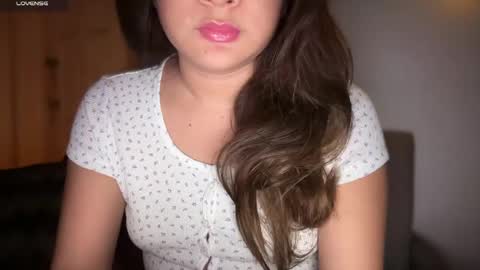 Snapshot of ladybird21 chatting on 12, 4, 2026 Aria online show from 12, 4, 2026