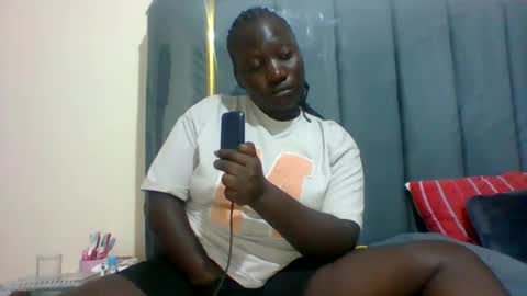 lindah32 online show from 17, 2, 2025