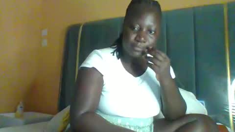 lindah32 online show from 6, 4, 2026