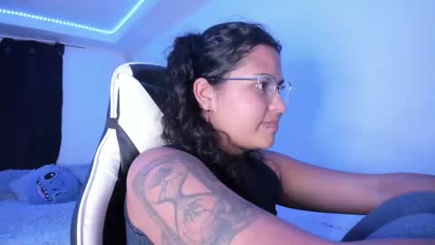 Snapshot of ladybrown_16 chatting on 25, 1, 2025 Lady online show from 25, 1, 2025