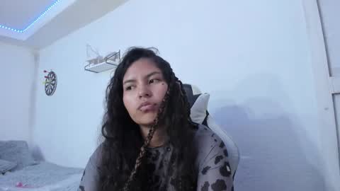 Snapshot of ladybrown_16 chatting on 4, 2, 2025 Lady online show from 4, 2, 2025