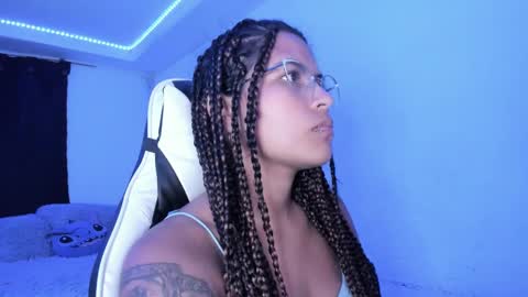 Snapshot of ladybrown_16 chatting on 5, 2, 2025 Lady online show from 5, 2, 2025