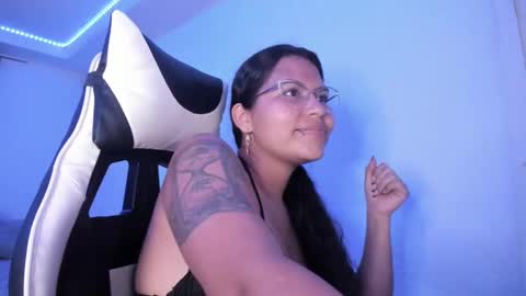 Snapshot of ladybrown_16 chatting on 1, 3, 2025 Lady online show from 1, 3, 2025