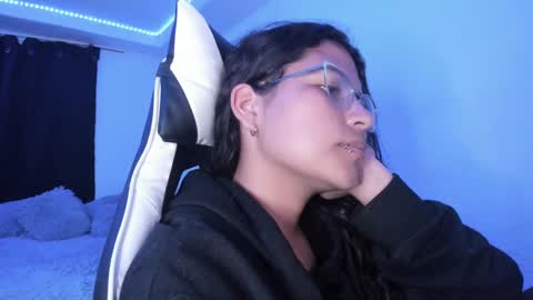 Snapshot of ladybrown_16 chatting on 4, 3, 2025 Lady online show from 4, 3, 2025