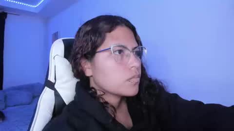 Snapshot of ladybrown_16 chatting on 17, 9, 2025 Lady online show from 17, 9, 2025