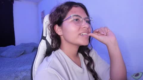 Snapshot of ladybrown_16 chatting on 20, 9, 2025 Lady online show from 20, 9, 2025