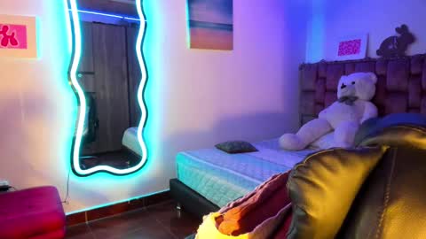 leidy daniela online show from 3, 2, 2025