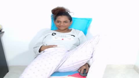 Snapshot of ladyhidden_ chatting on 3, 2, 2026 lady online show from 3, 2, 2026