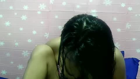 ladyinred201 online show from 28, 12, 2024