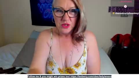Snapshot of ladylanaxo chatting on 6, 7, 2026 Next Stream online show from 6, 7, 2026