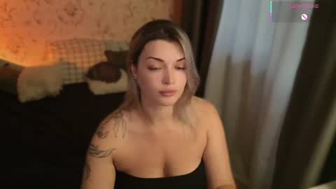 ladylancaster online show from 1, 8, 2026