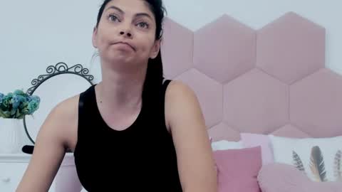 Lia online show from 28, 1, 2025