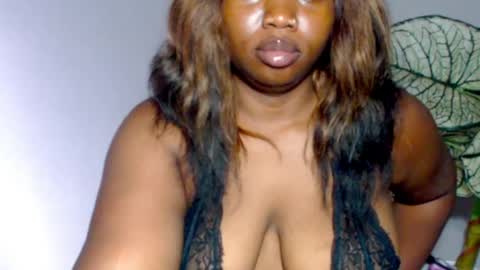 youngladynina online show from 14, 5, 2026