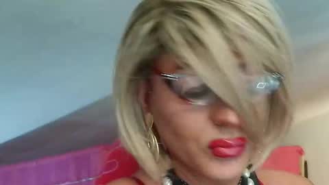 Oxana online show from 9, 4, 2026