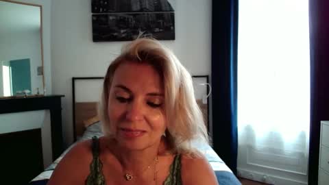 Snapshot of ladysexyx chatting on 11, 9, 2025 ladysexyx online show from 11, 9, 2025