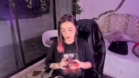 Lady  online show from 11, 11, 2025