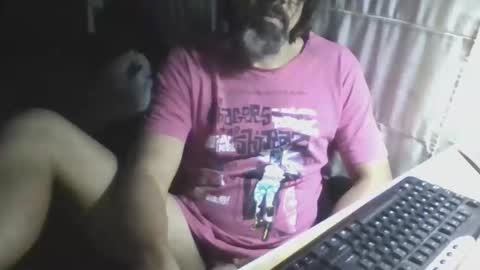 Snapshot of lagenovadura chatting on 9, 4, 2026 La Genova esta Dura beard boy male dick mastubate latinosexy latinohot latino glasses mature strong stronglegs online show from 9, 4, 2026